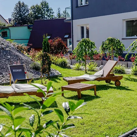 Przy Bulwarach Apartment *